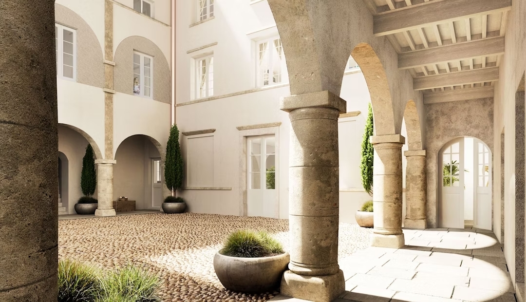 chateau_de_chassagny_gallery_1.jpg